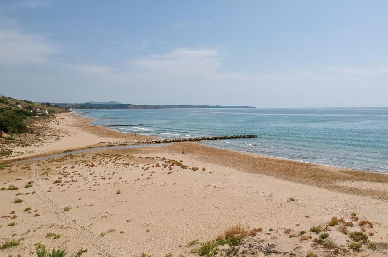 Вилла Al Mare Порто-Пало Экстерьер фото